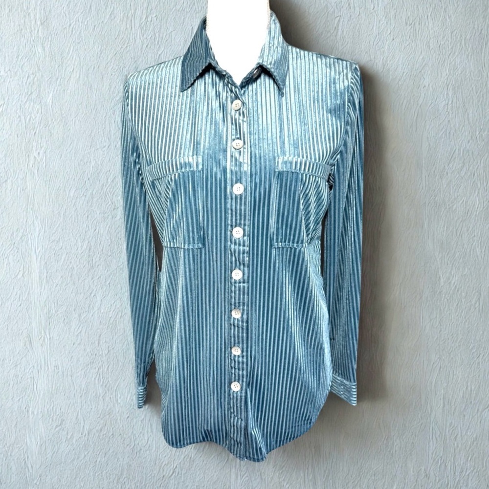 NWOT Indigo Thread Co Teal Blue Green Long Sleeve Button Down Shirt Women Small